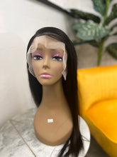 Load image into Gallery viewer, Straight 13x4 Lace Frontal Wig
